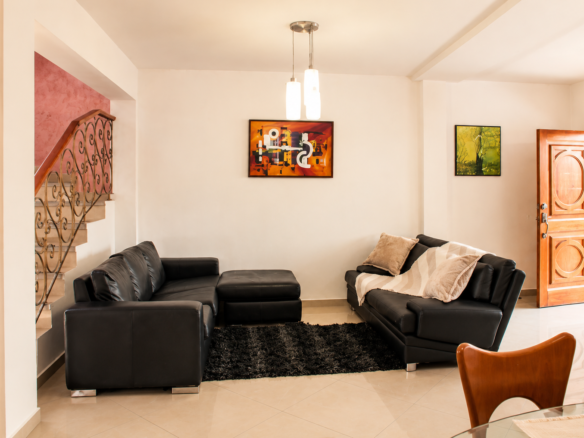Casa Moderna y Acogedora con Estacionamiento en Merida - Amoblados.co