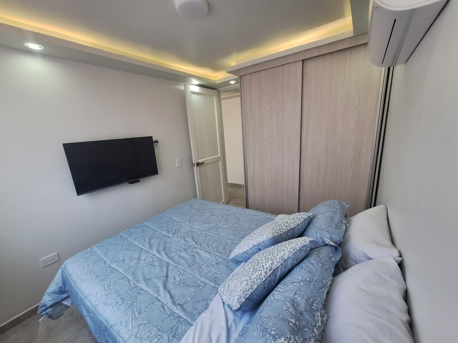 Ciudad Mallorquín 2Hab/2Ba – Norte de Barranquilla Apartamento Amoblado