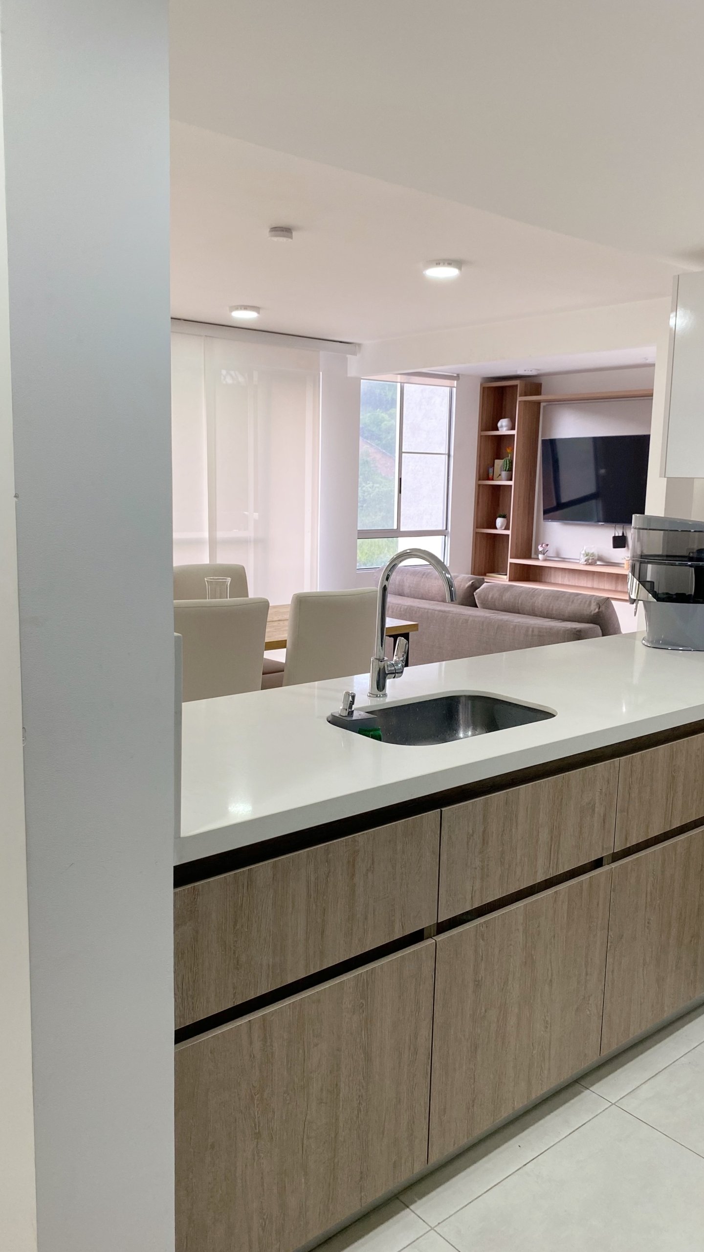 Menga Apartamento 2 Habitaciones – Avenida 9 Norte # 56N 140 en Cali - Amoblados.co