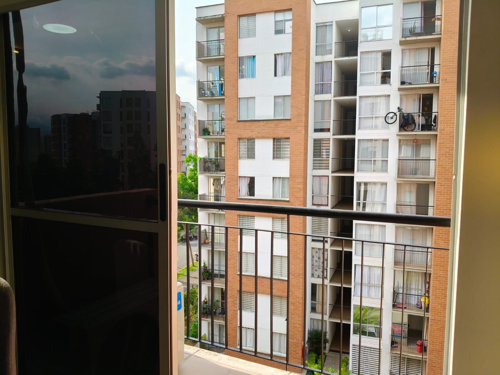Amatista – Ciudad Meléndez Apartamento Amoblado 3 Habitaciones Sur Cali